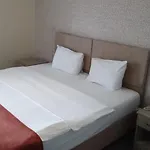 Angrand Отель